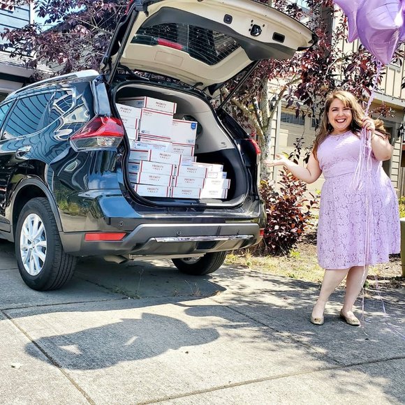 Meet your Posher, JoAnna - Picture 3 of 7